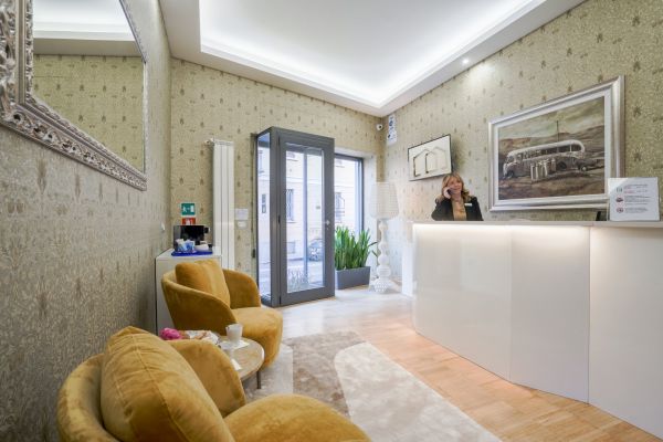 Monza City - Monza City Rooms & Studios