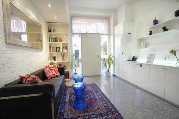 Monza City - Monza City Rooms & Studios